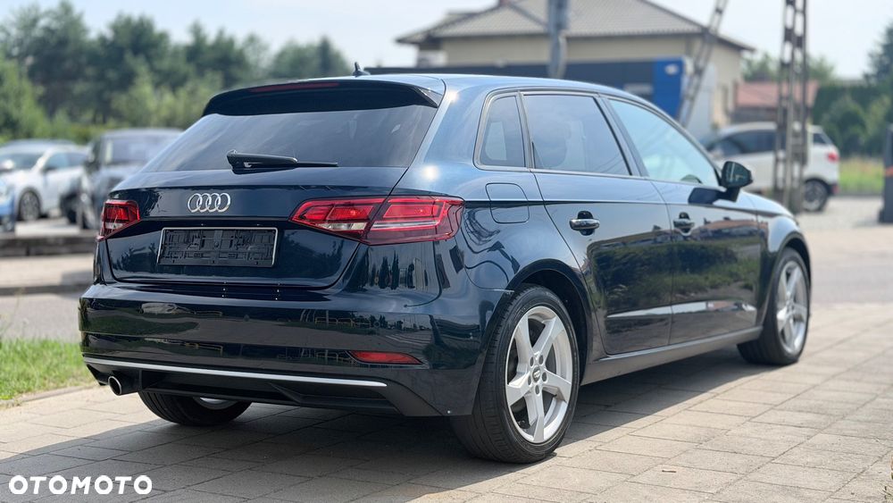 Audi A3 Sportback 1.6 TDI sport - 4