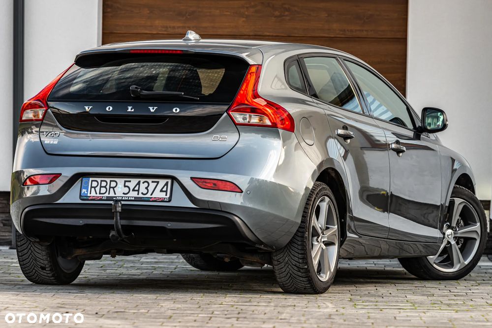 Volvo V40 D2 Momentum - 8