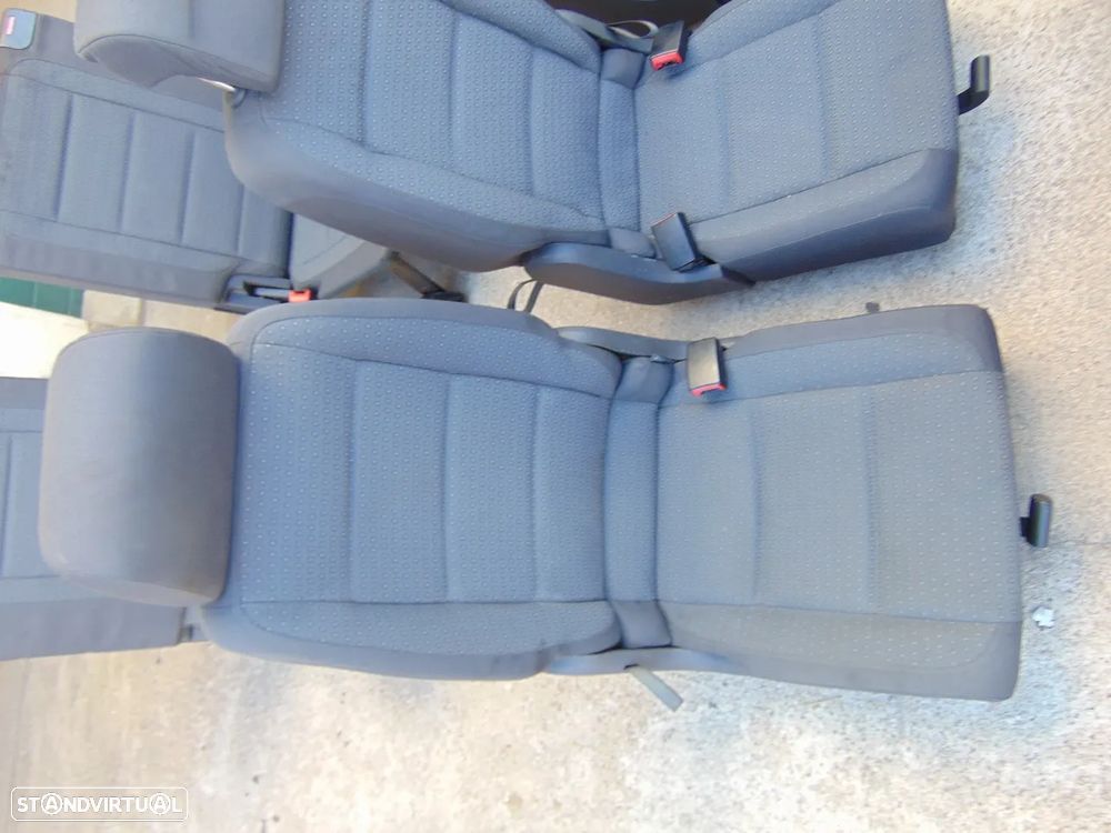 VW Touran 2005 bancos - 8