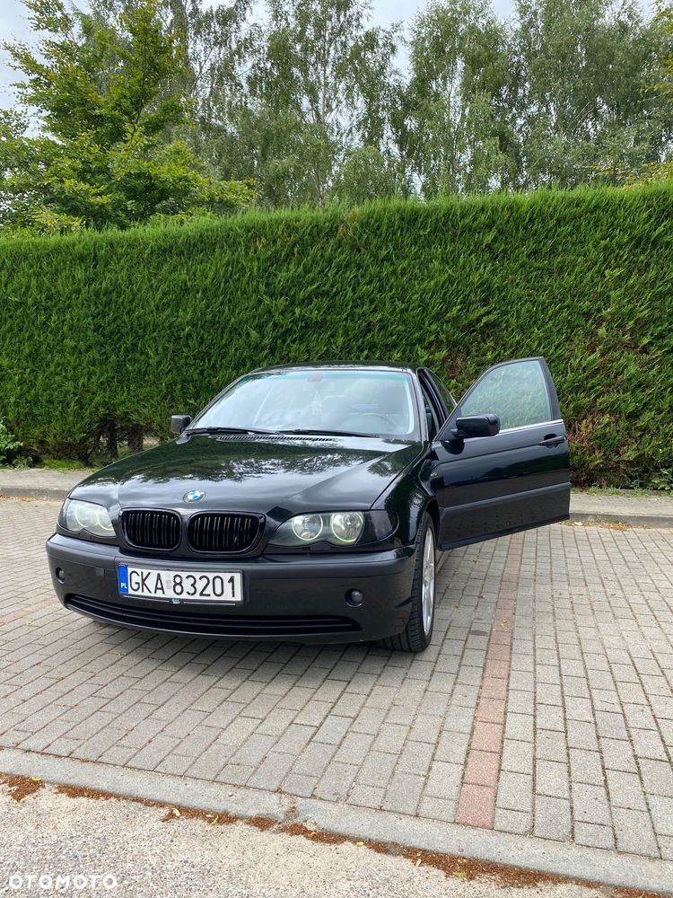 BMW Seria 3 325i - 3