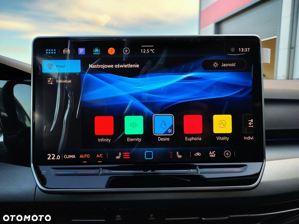 Volkswagen Golf Variant - 23