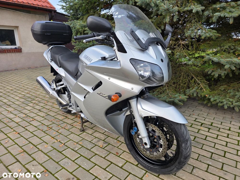 Yamaha FJR - 11