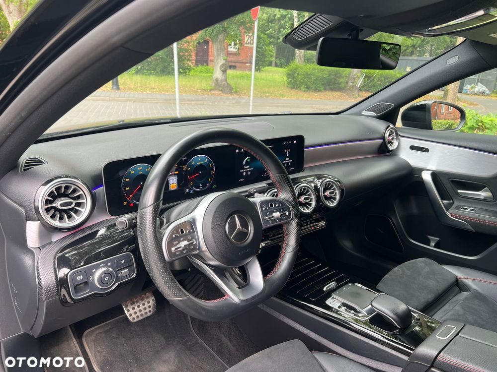 Mercedes-Benz Klasa A 200 AMG Line 7G-DCT - 7