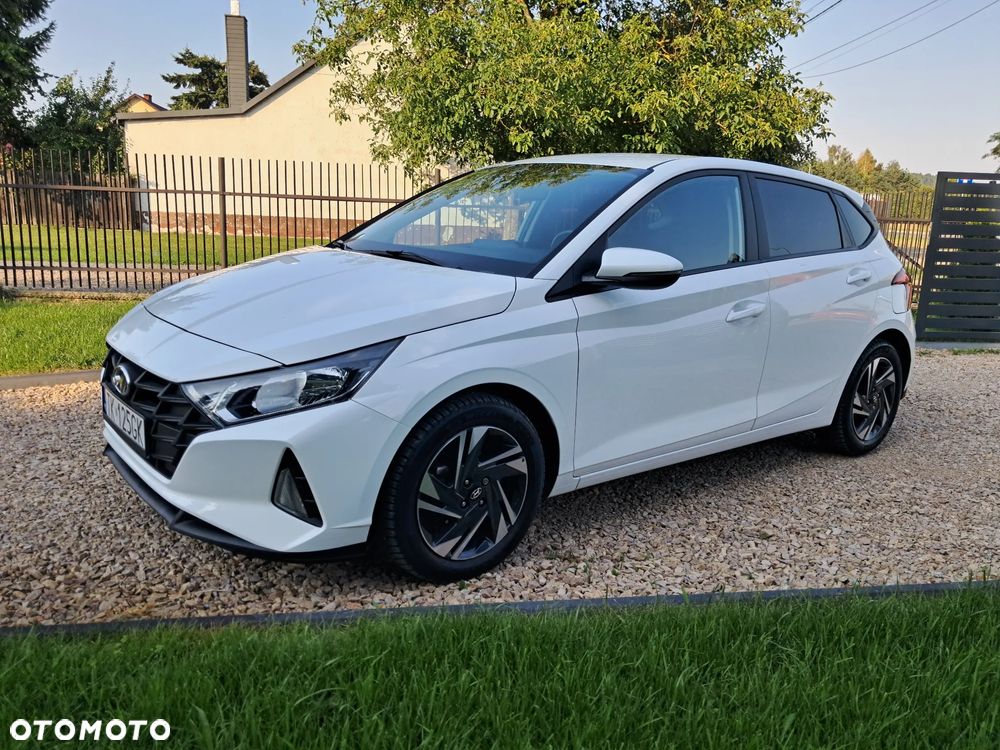 Hyundai i20 1.2 Pure - 12
