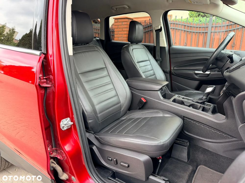Ford Kuga 2.0 EcoBoost AWD Titanium ASS - 19