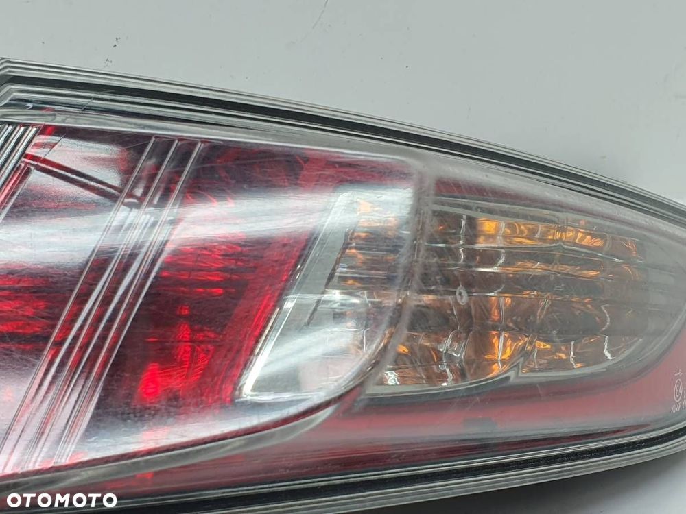 LAMPA TYŁ PRAWA HONDA CIVIC VIII TYPE R S EUROPA  2007 - 2