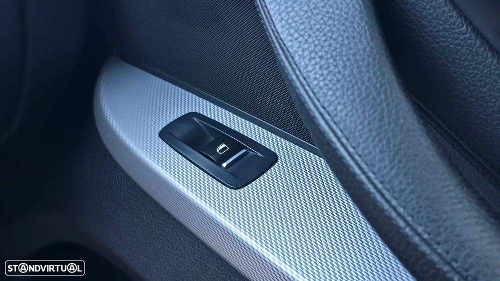 BMW 640 d Pack M - 12