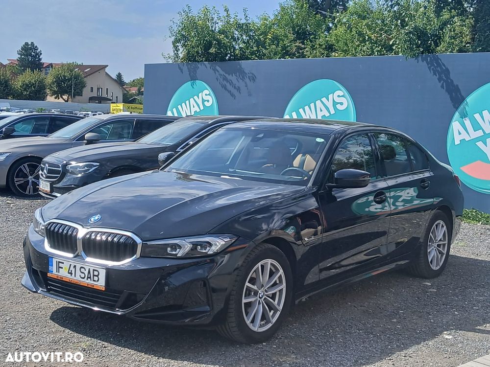 BMW Seria 3 318i AT - 2