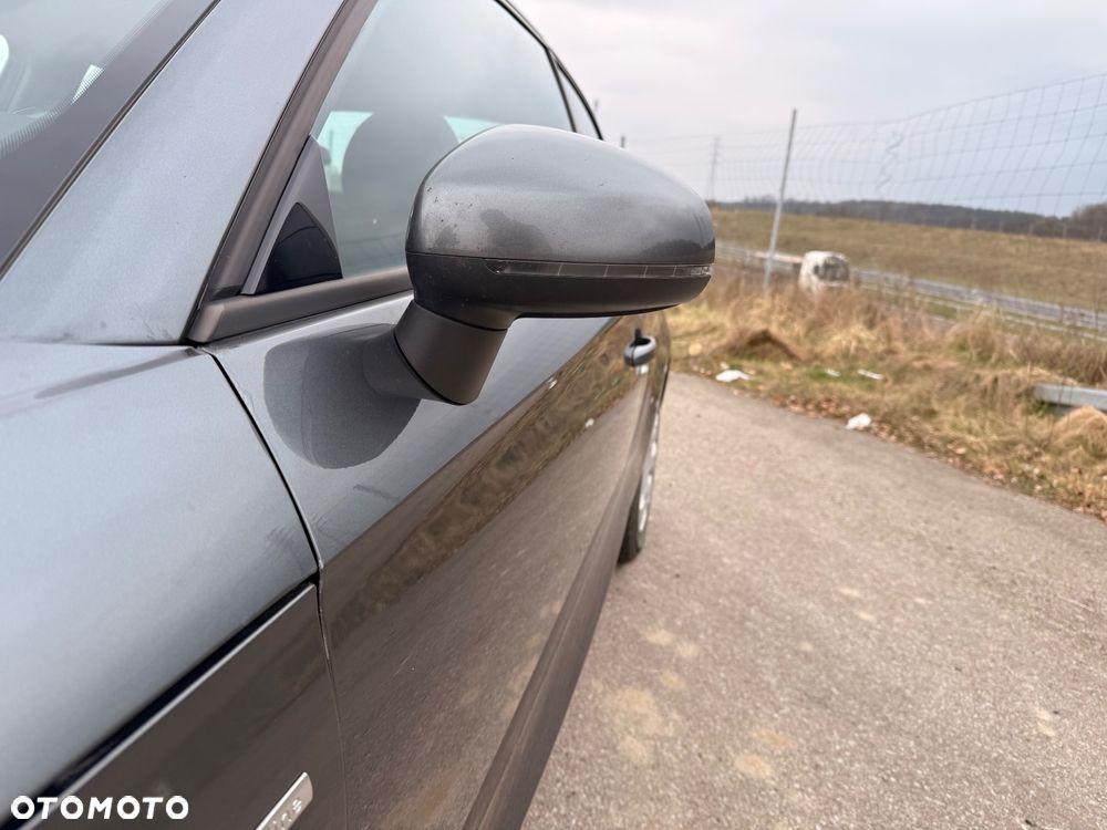 Audi A1 3-drzwiowe 1.6 TDI S line edition - 17