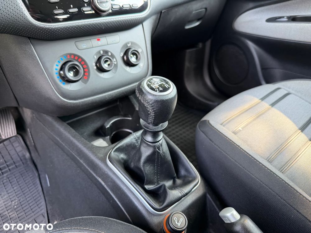 Fiat Punto Evo 1.4 8V MyLife Start&Stop - 19
