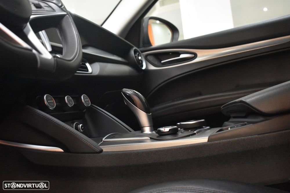 Alfa Romeo Stelvio 2.2 D Super AT8 Q4 - 45