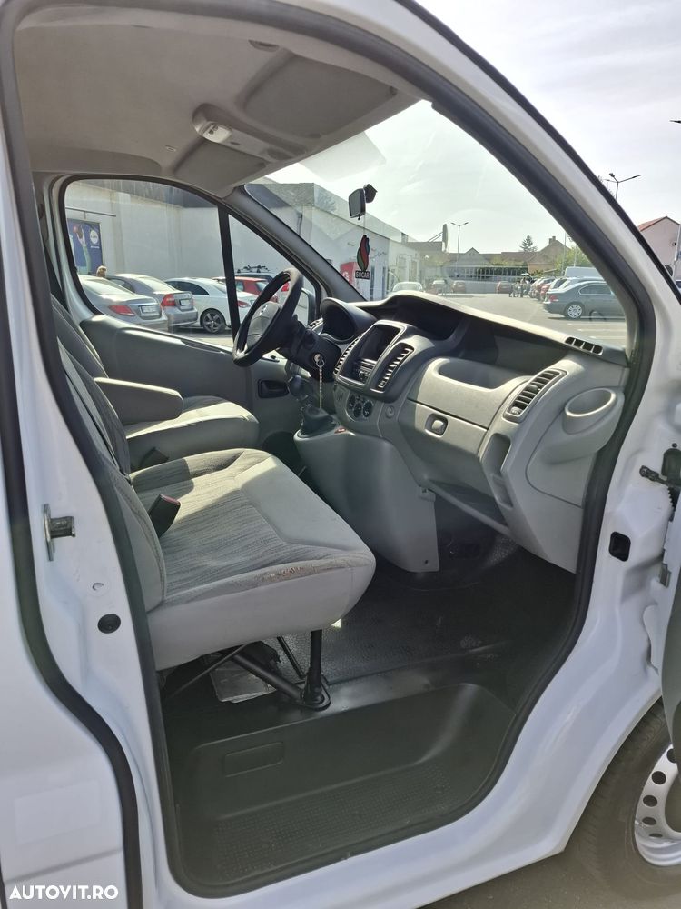 Opel Vivaro - 7