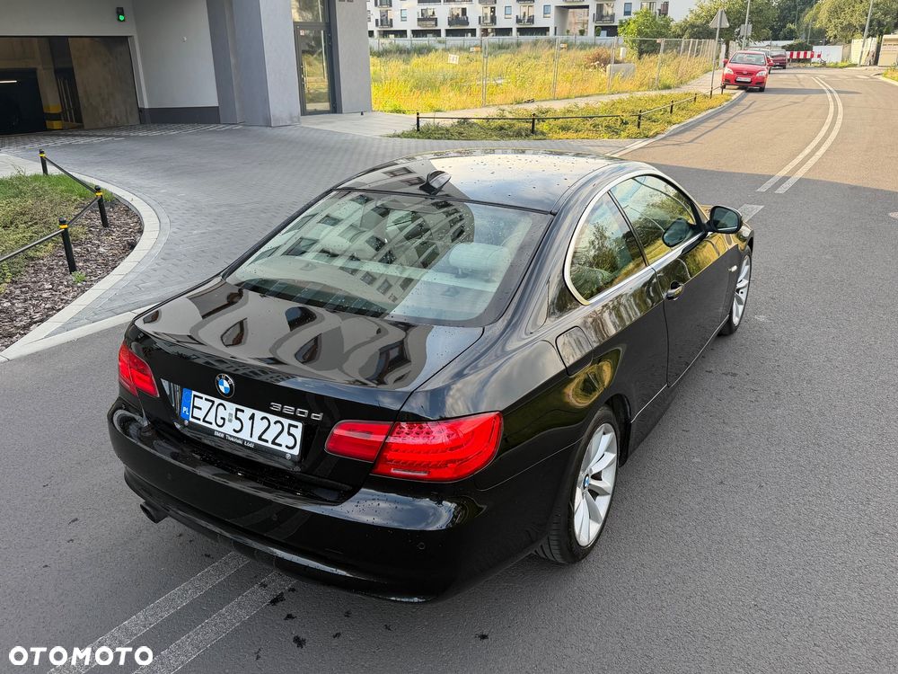 BMW Seria 3 320d - 5