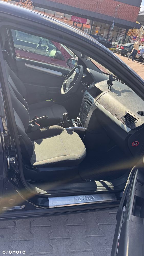 Opel Astra 1.6 Edition - 2