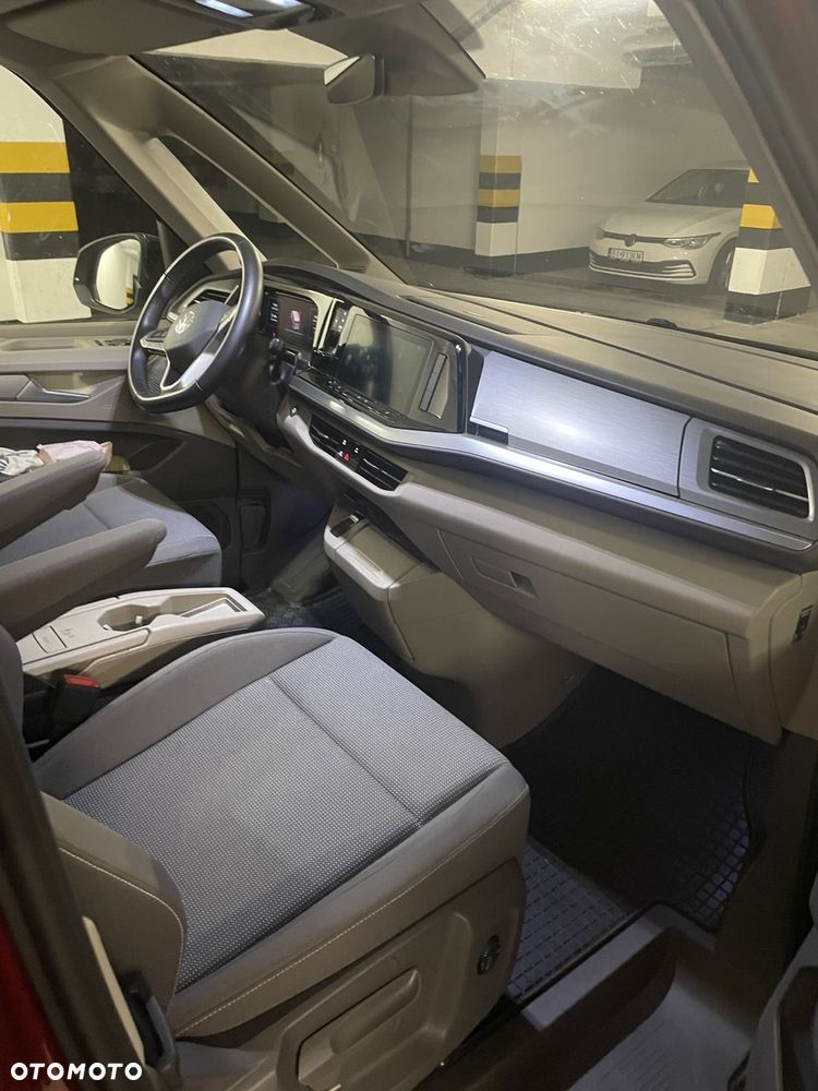 Volkswagen Multivan - 5