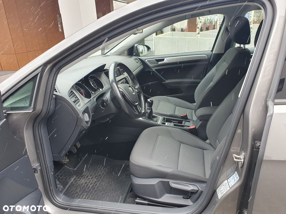 Volkswagen Golf 1.6 TDI Comfortline - 3