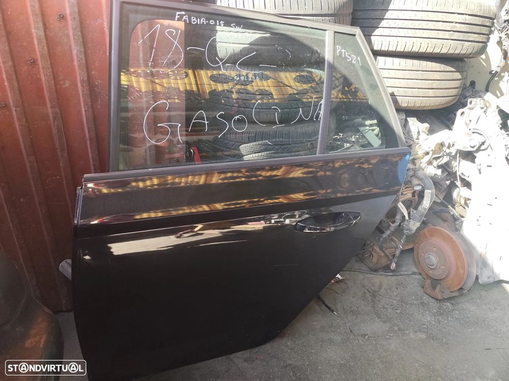 SKODA FABIA III ESTATE PORTA TRAS ESQUERDA - PT521 - 1