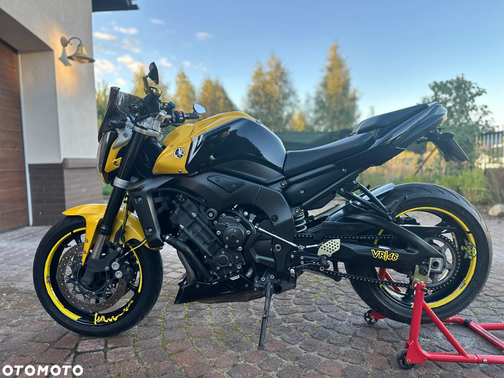 Yamaha FZ - 2