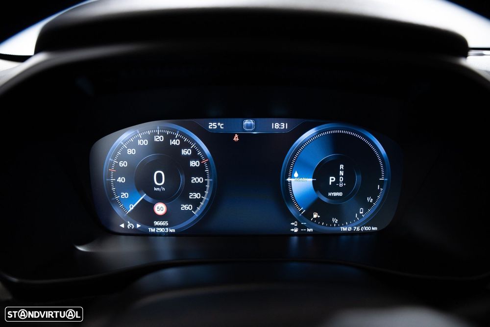 Volvo XC 40 1.5 T5 PHEV Inscription - 27