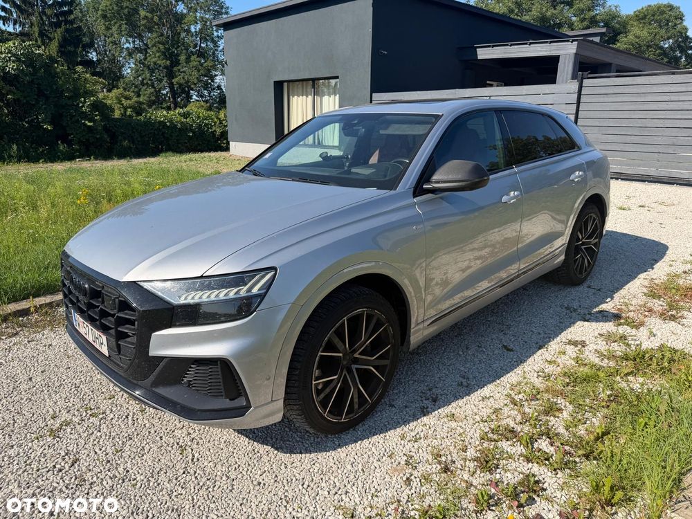 Audi Sq8