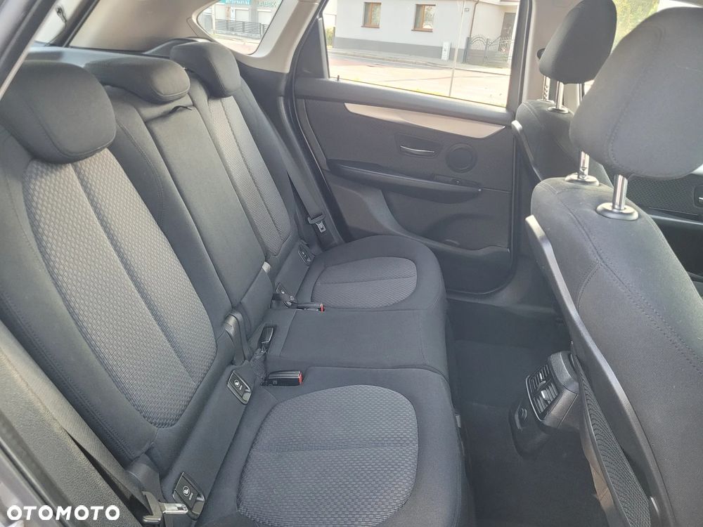 BMW Seria 2 218d Active Tourer - 18