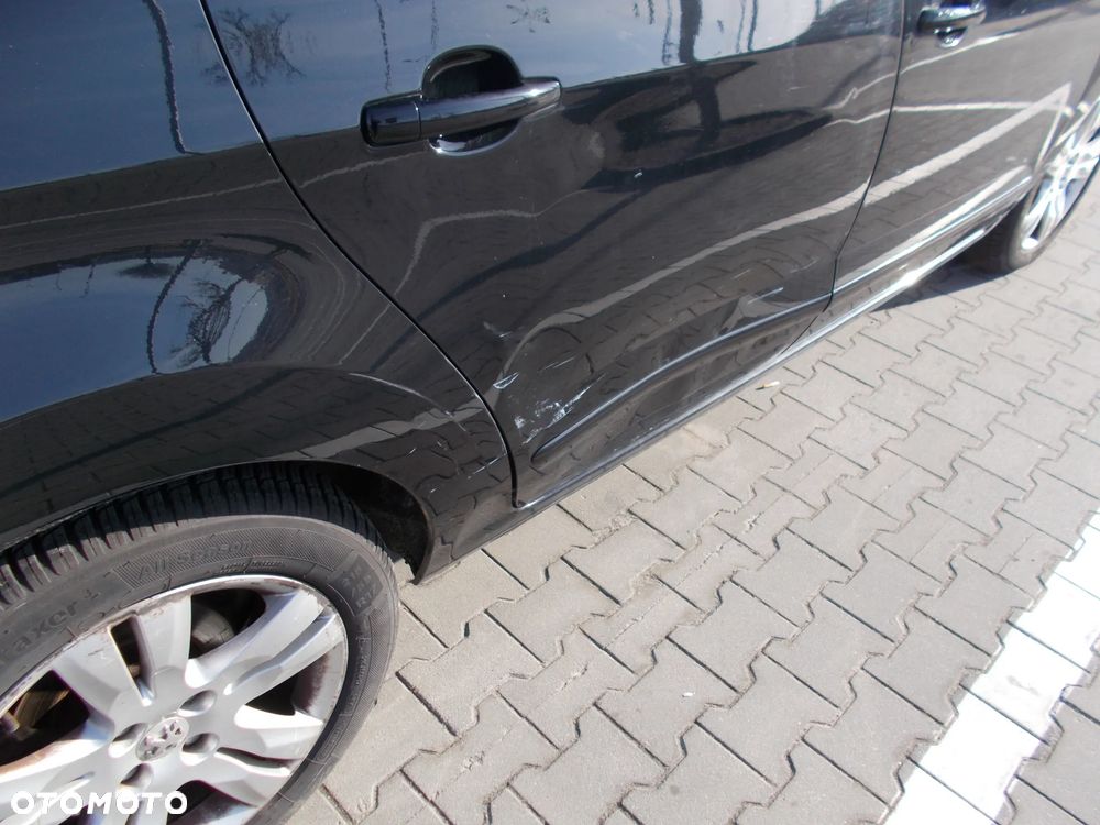 Peugeot 5008 HDI FAP 150 Family Plus - 8