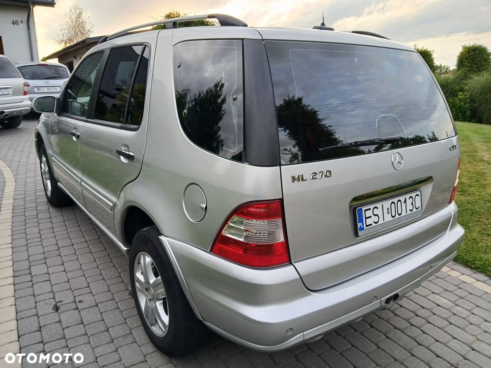 Mercedes-Benz ML - 8