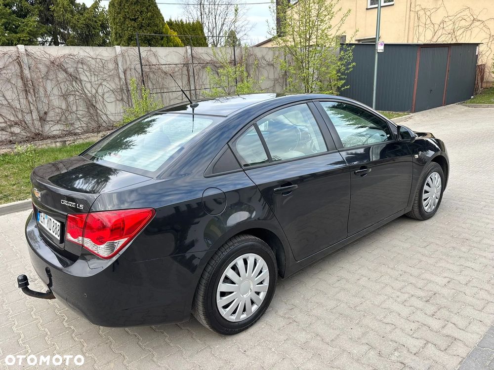 Chevrolet Cruze - 13