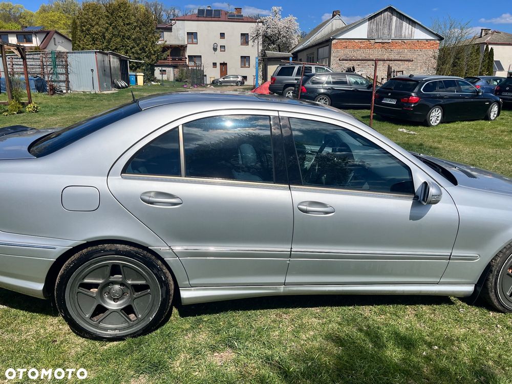 Mercedes-Benz Klasa C 55 T AMG - 4