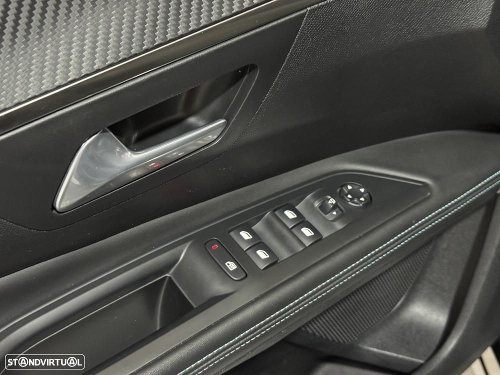 Peugeot 5008 1.5 BlueHDi Allure Pack - 25