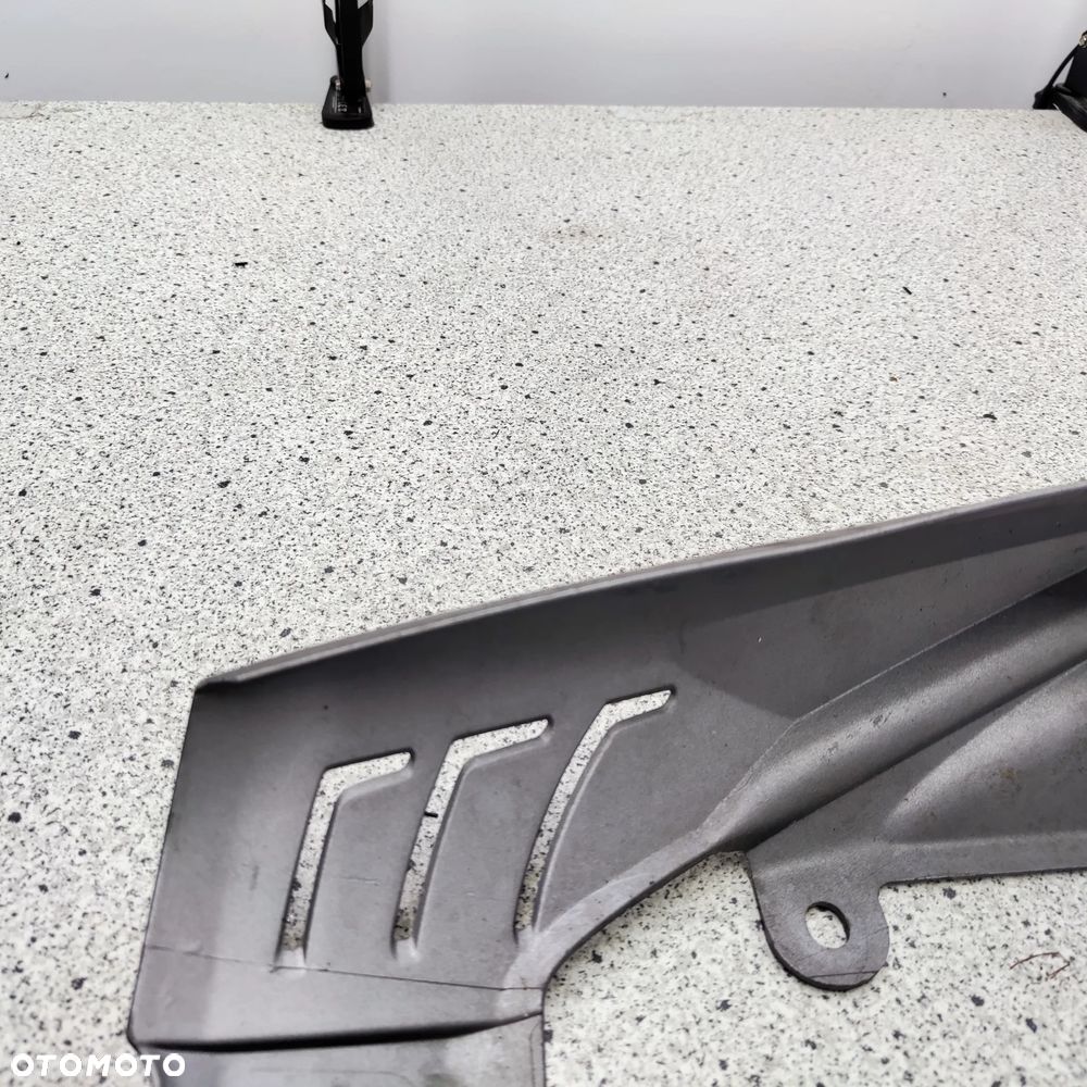 Osłona wydechu, tłumika Triumph Daytona 675 - 12