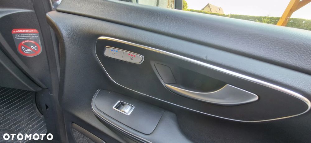 Mercedes-Benz Klasa V - 11