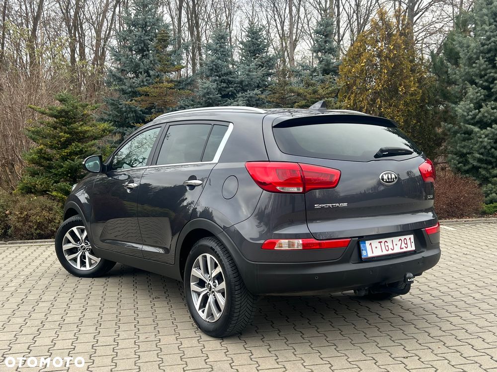 Kia Sportage 1.7 CRDI 2WD ISG Dream-Team Edition - 6