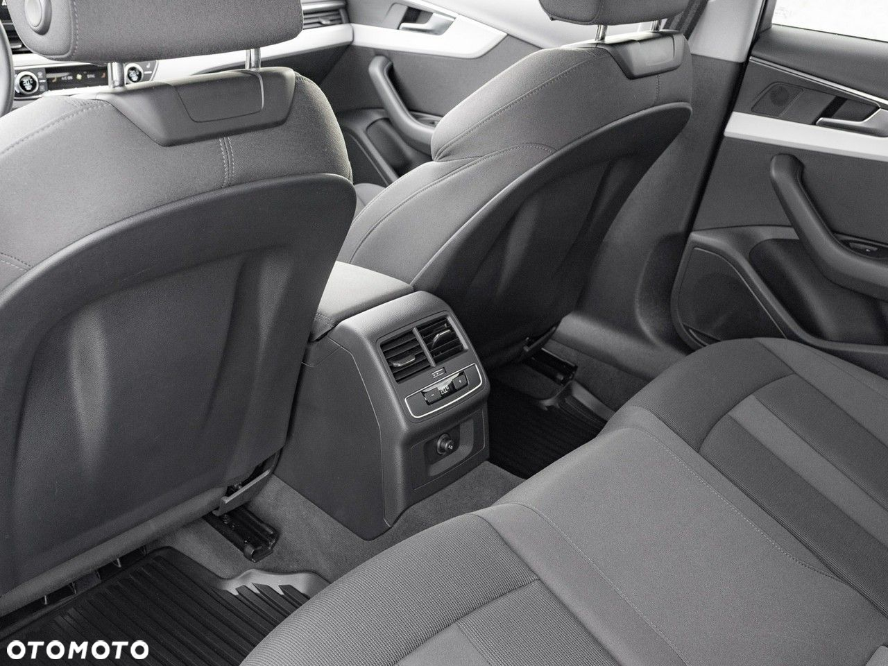 Audi A4 - 25