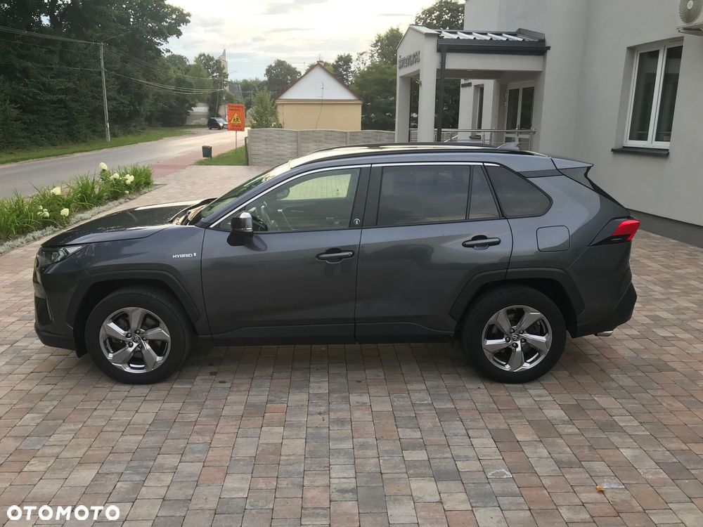 Toyota RAV4 - 7