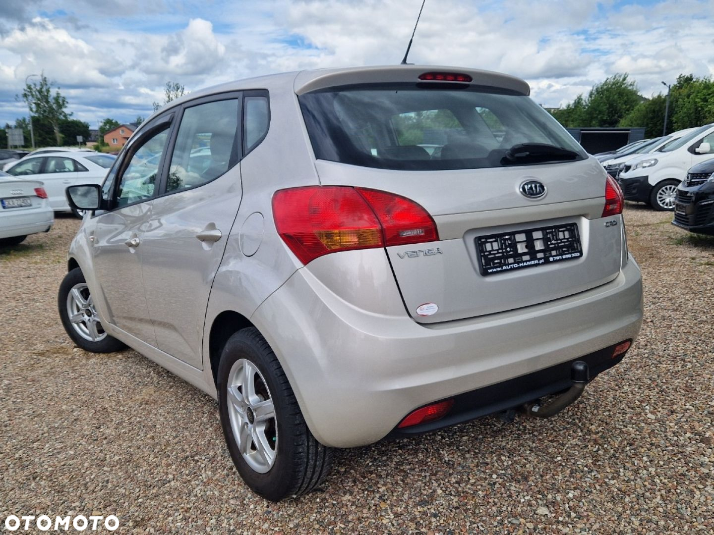 Kia Venga - 23