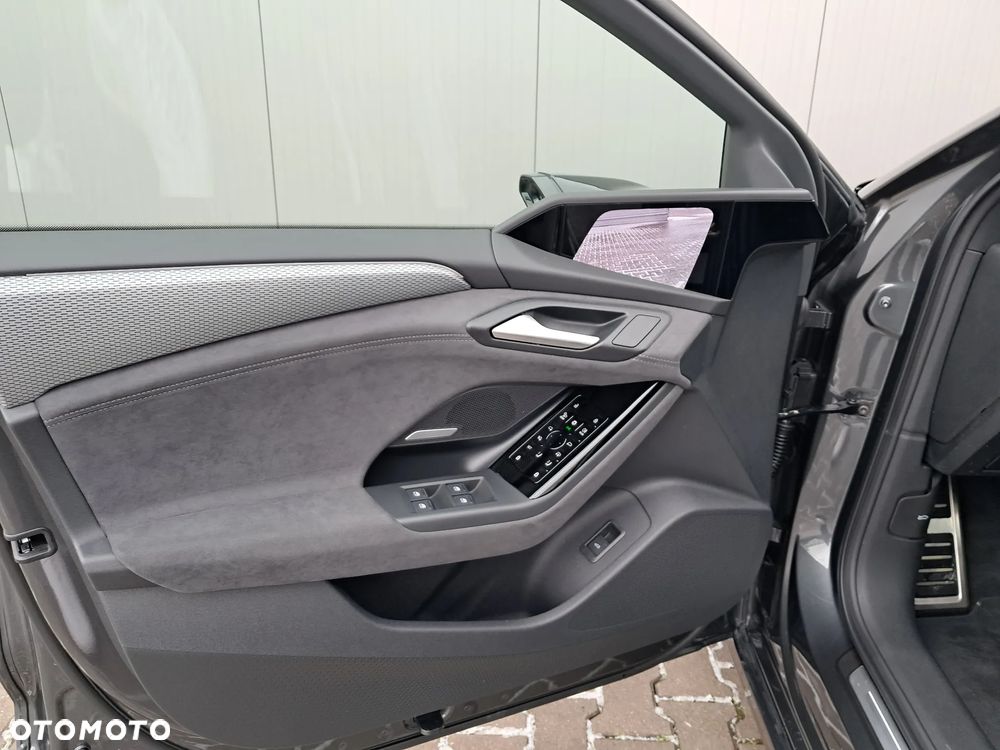 Audi A6 Avant e-tron - 11