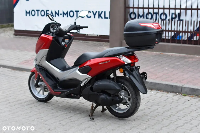 Yamaha NMAX - 15
