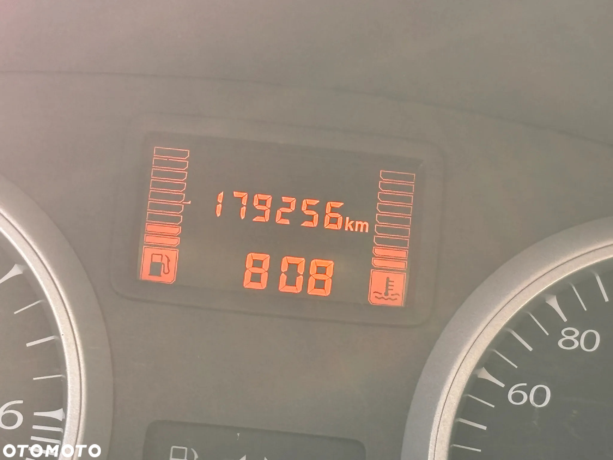 Dacia Duster 1.6 16V 4x4 - 20
