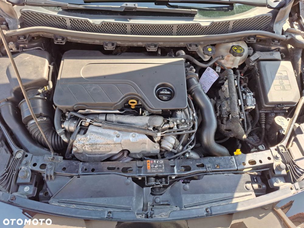 Opel Astra 1.6 BiTurbo D (CDTI) Start/Stop Innovation - 10