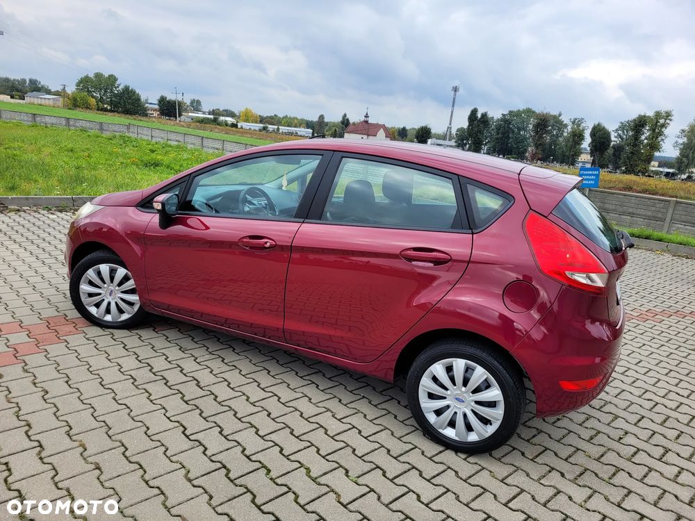 Ford Fiesta 1.25 Silver X - 34