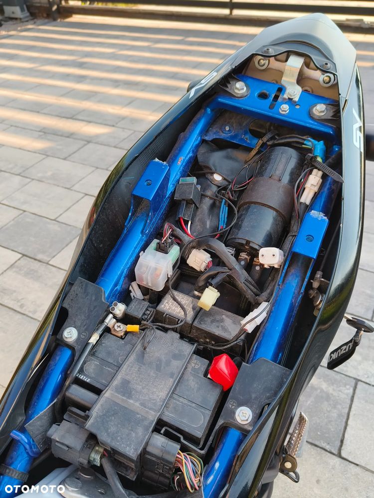 Suzuki SV - 23