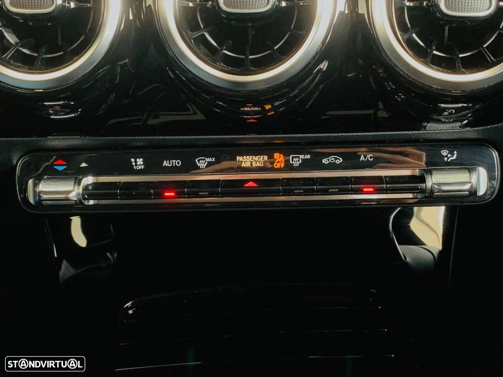 Mercedes-Benz CLA 180 7G-DCT Progressive - 25