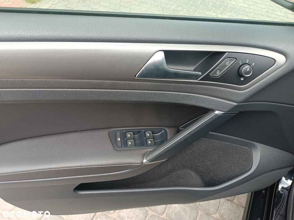 Volkswagen Golf 1.4 TSI BlueMotion Technology Cup - 10