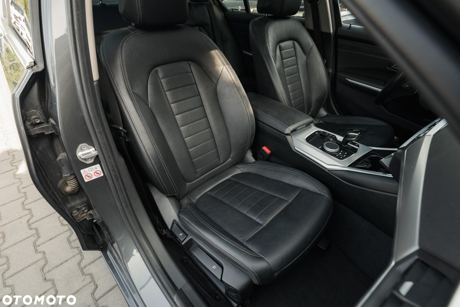 BMW Seria 3 - 15