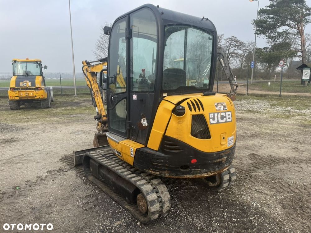 JCB 8026 - 6