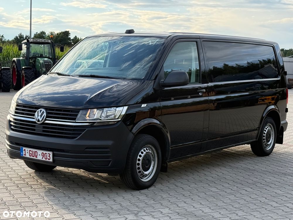 Volkswagen Transporter - 1