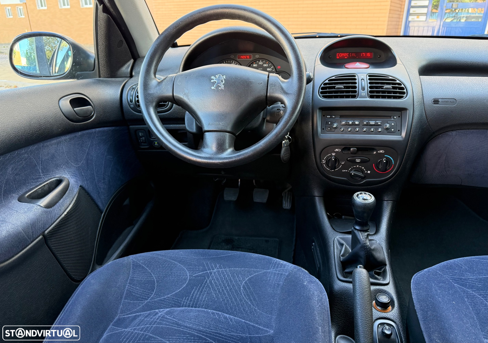 Peugeot 206 1.1 XR - 17
