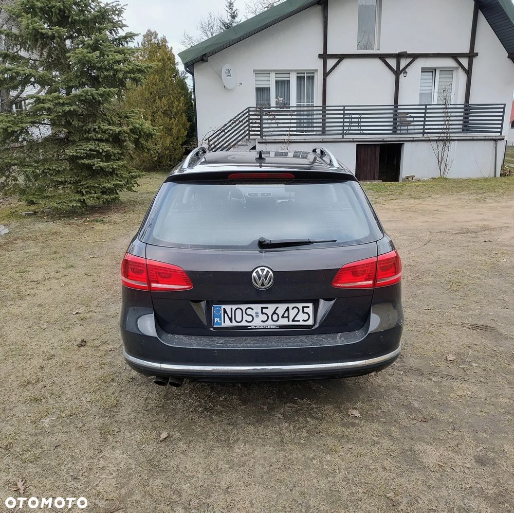 Volkswagen Passat 2.0 TDI DPF BlueMotion Technology Comfortline - 6
