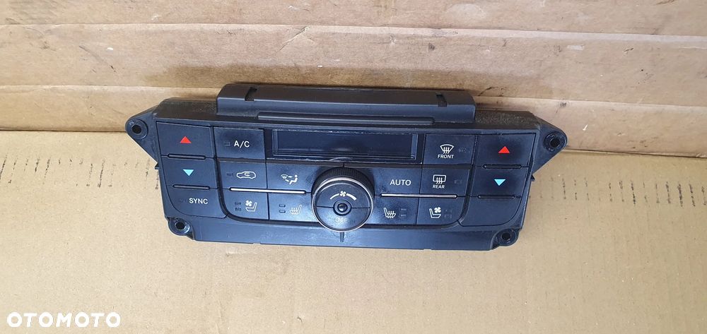 Panel nawiewu klimatyzacji klimy Jeep Grand Cherokee IV WK2 55111924A0 - 2